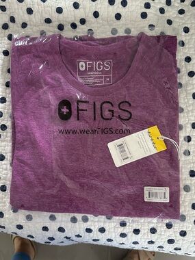Figs Women’s Heathered Purple Salta UnderScrub Long Sleeve Top
